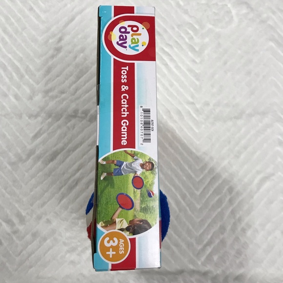 Play Day Toss & Catch Game Set Ball Velcro Catch throw n stick paddleball - Picture 2 of 5